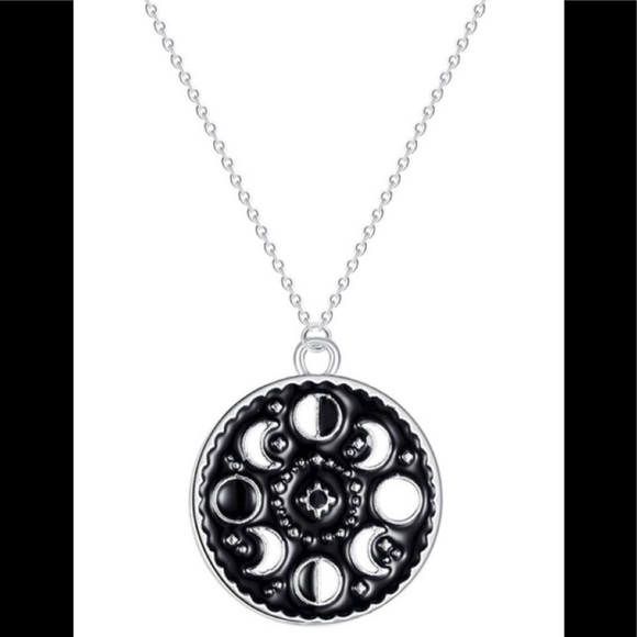 Jewelry - Lunar phase coin necklace